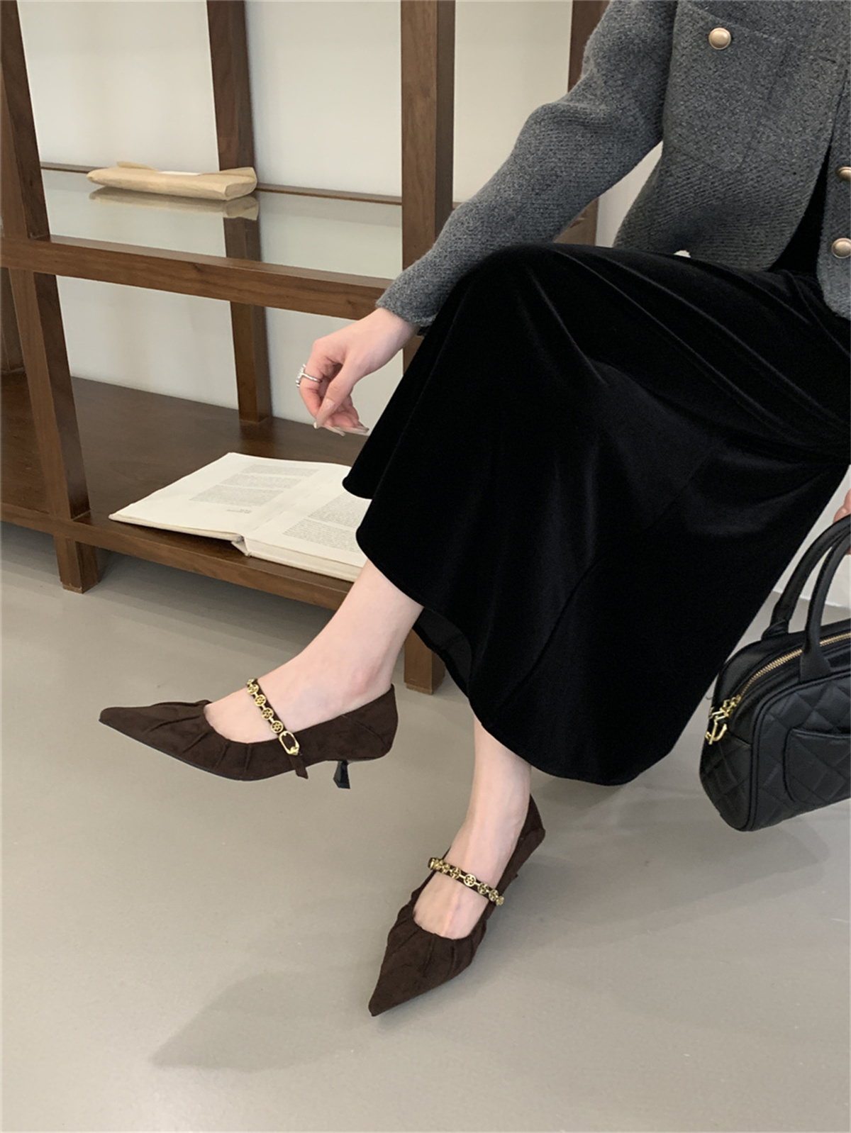 Chain Pointed Toe Shallow Mouth Women's High Heels Slip On Wine Glass Heel Work Shoes Fashion - Image 2
